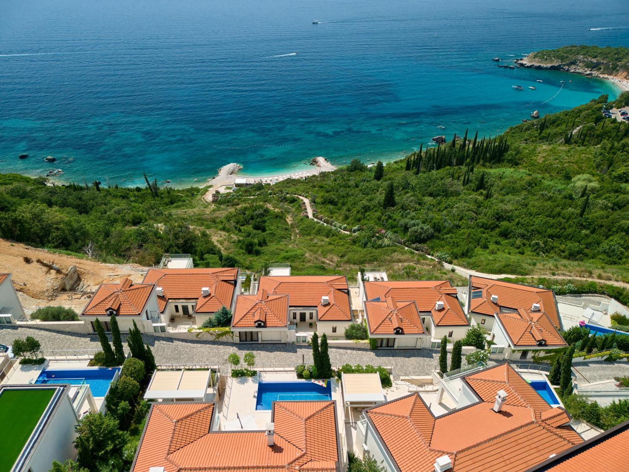 Ananti Resort, Residences & Beach Club - The Leading Hotels Of The World Sveti Stefan Exteriör bild