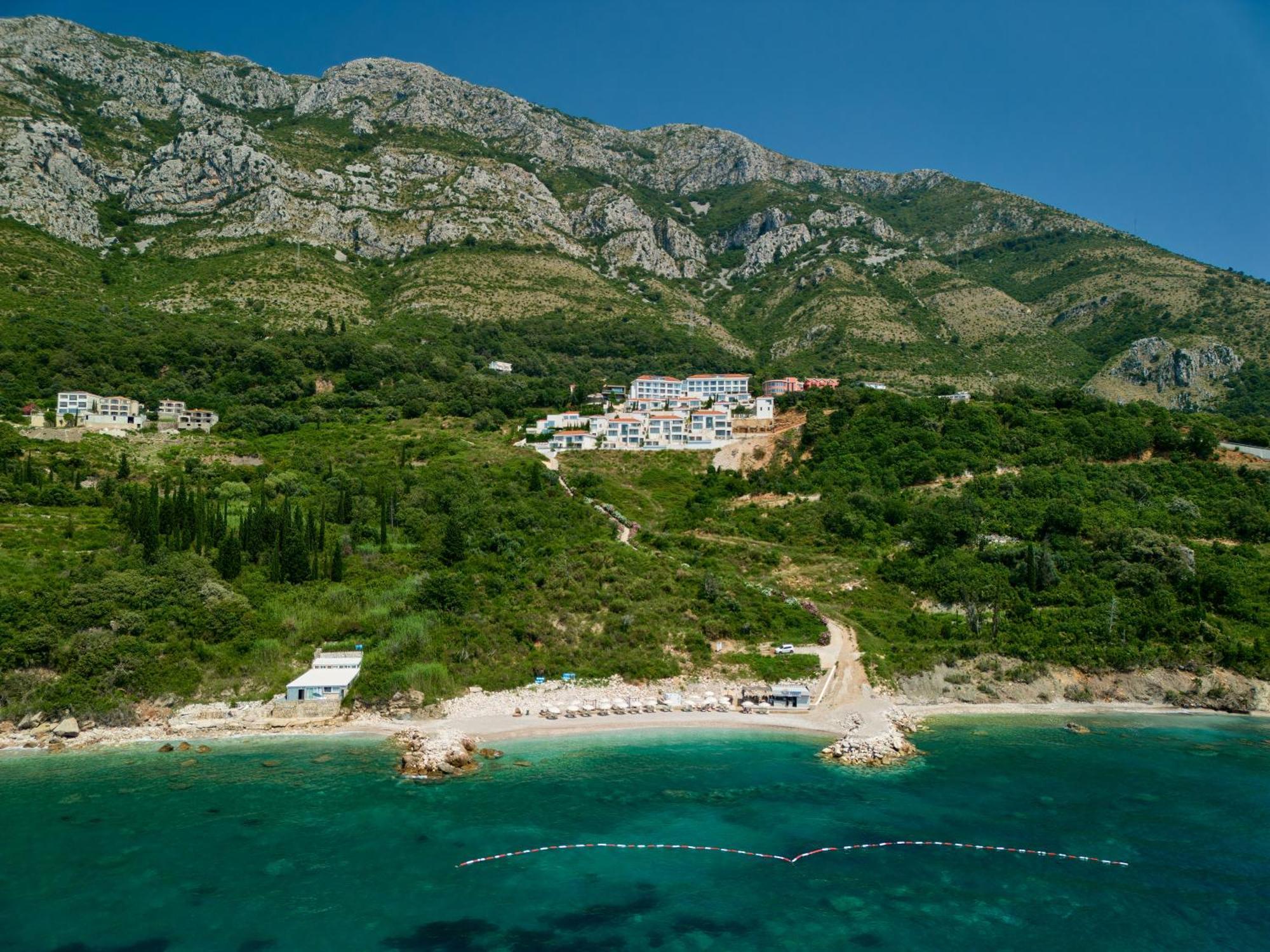 Ananti Resort, Residences & Beach Club - The Leading Hotels Of The World Sveti Stefan Exteriör bild