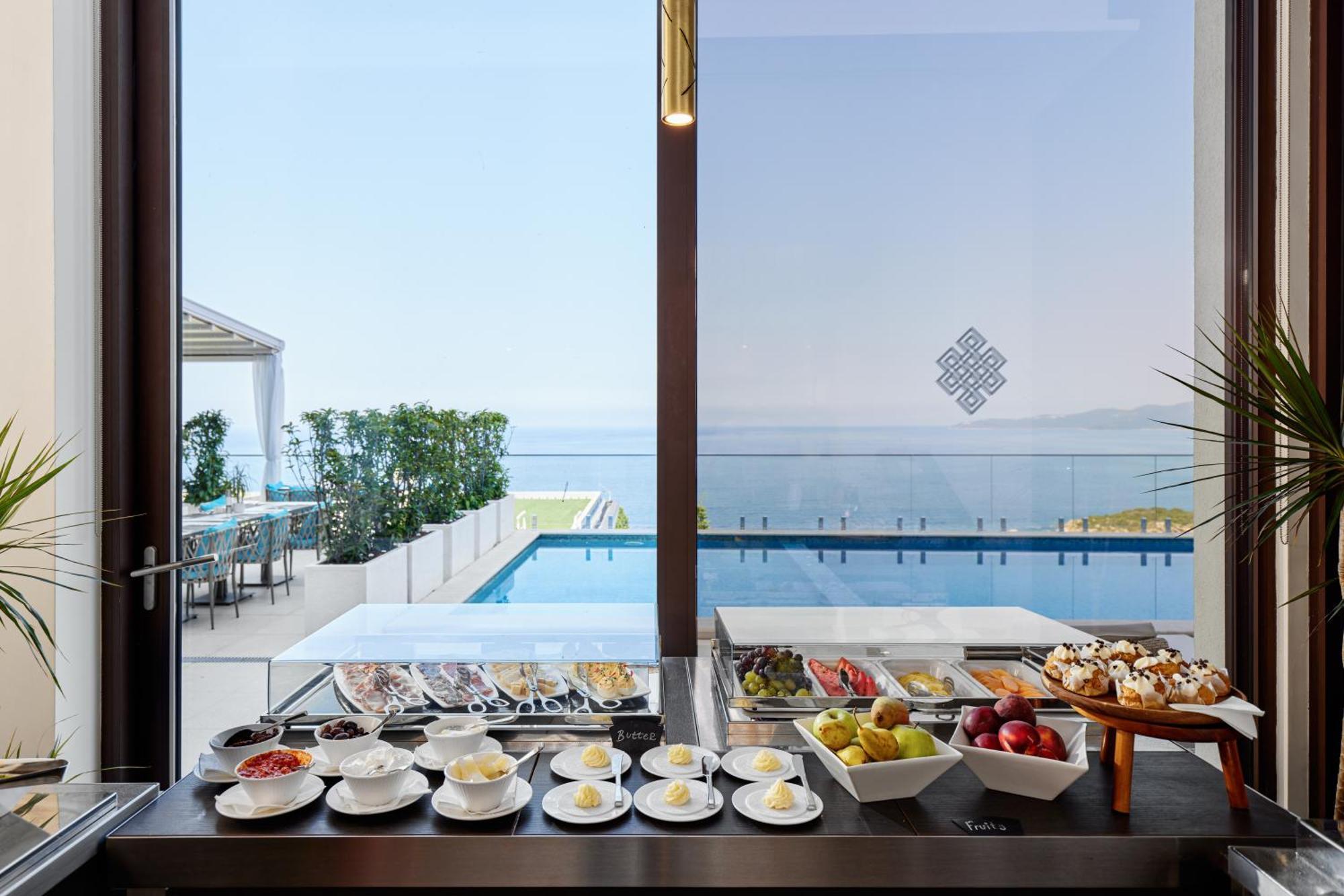 Ananti Resort, Residences & Beach Club - The Leading Hotels Of The World Sveti Stefan Exteriör bild