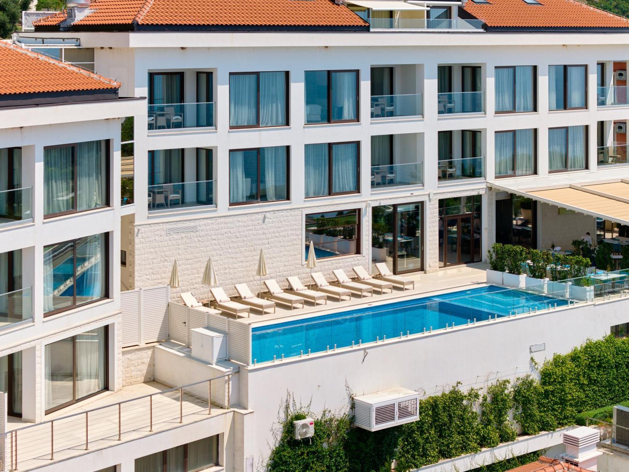 Ananti Resort, Residences & Beach Club - The Leading Hotels Of The World Sveti Stefan Exteriör bild